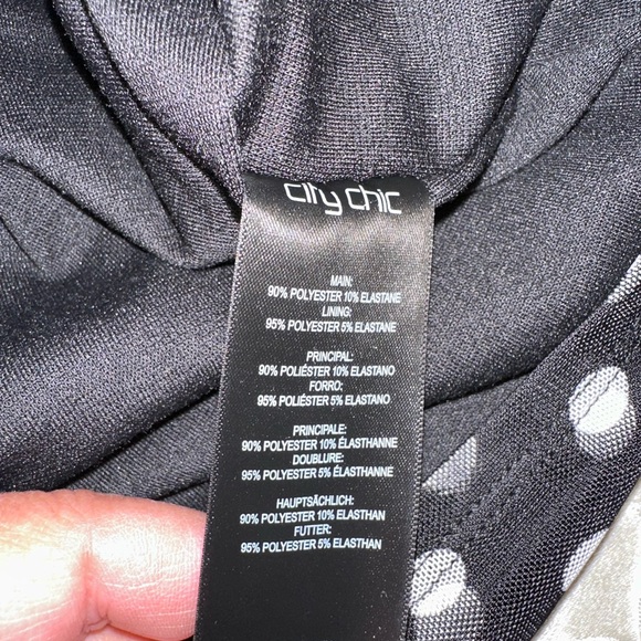 City Chic Ruched black/white polka dot dress plus size US 14 - Picture 9 of 14